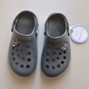 Koala kid’s clogs shoes. Size 9.